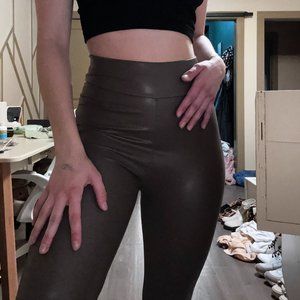 leather leggings